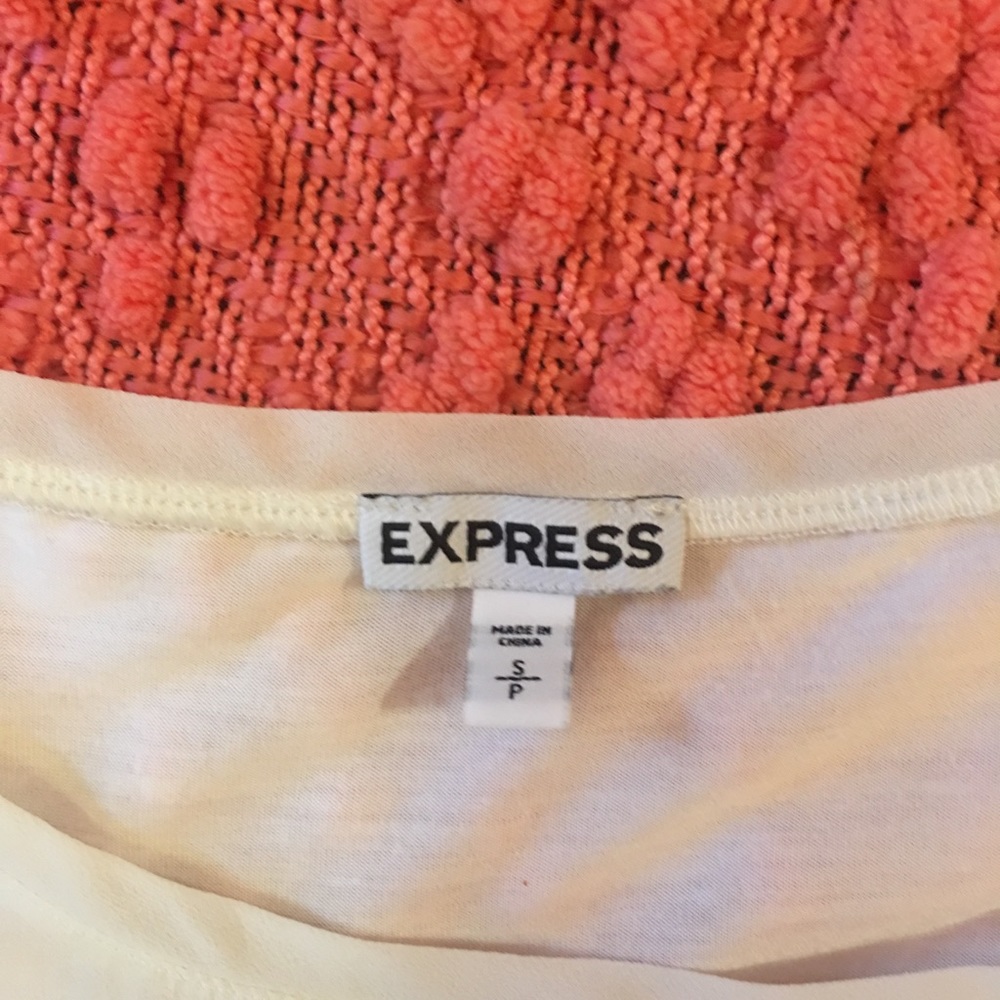 Express Top - Picture 6 of 7